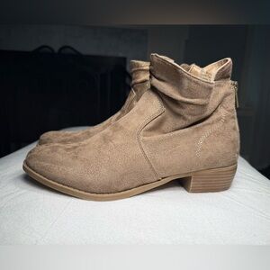 Not Rated Yamila Speckled Taupe Slouch Booties